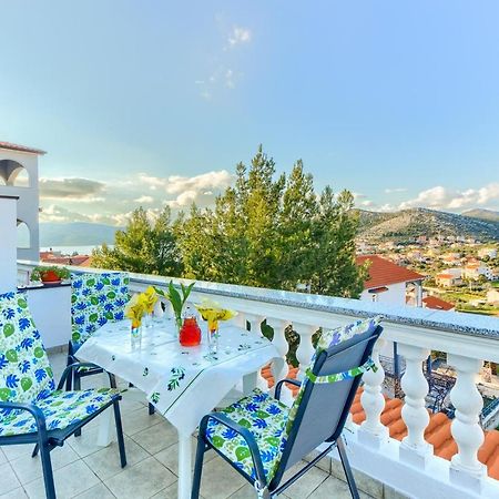 Villa Vittorio Seget Vranjica Exteriör bild