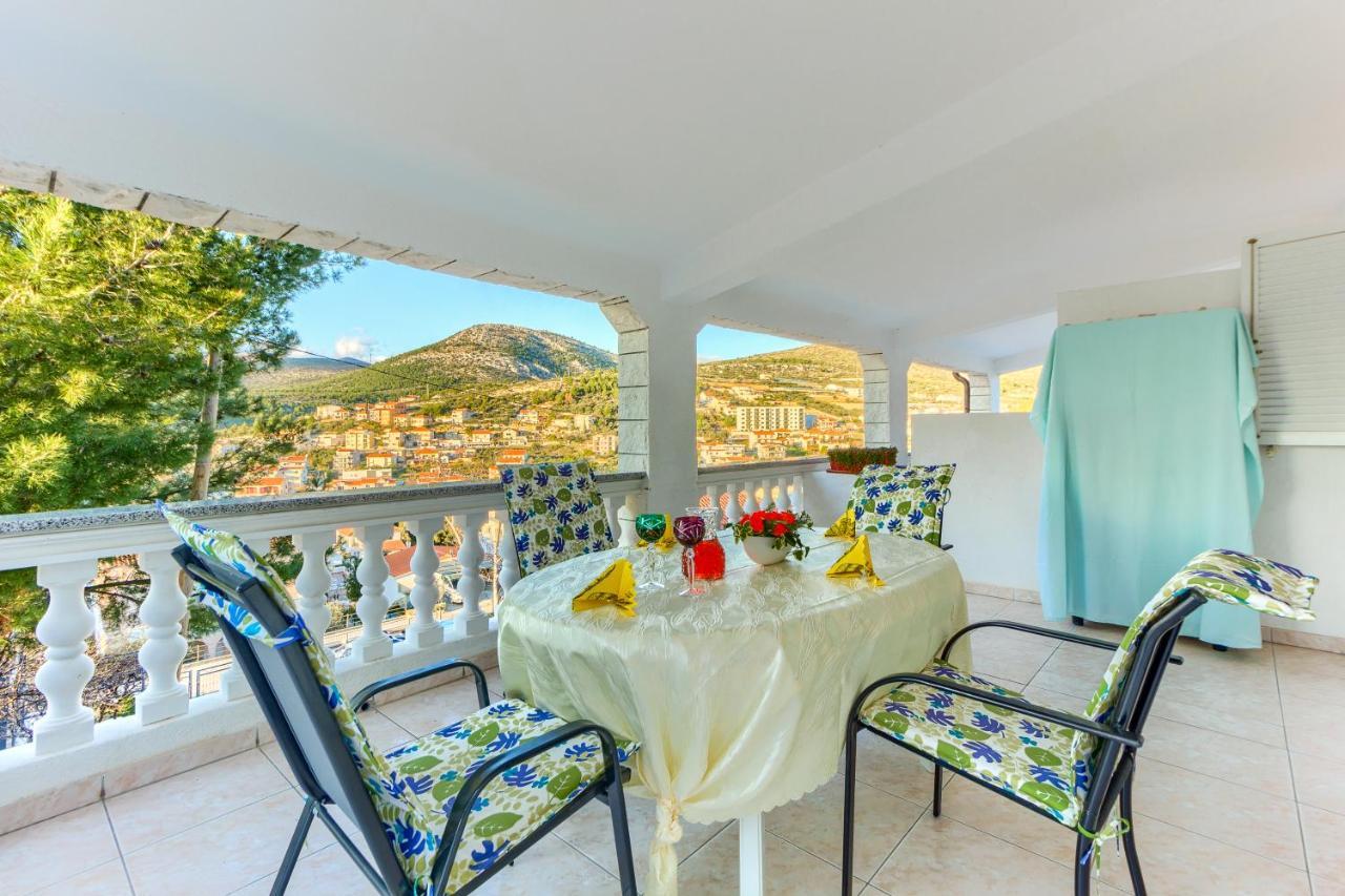 Villa Vittorio Seget Vranjica Exteriör bild