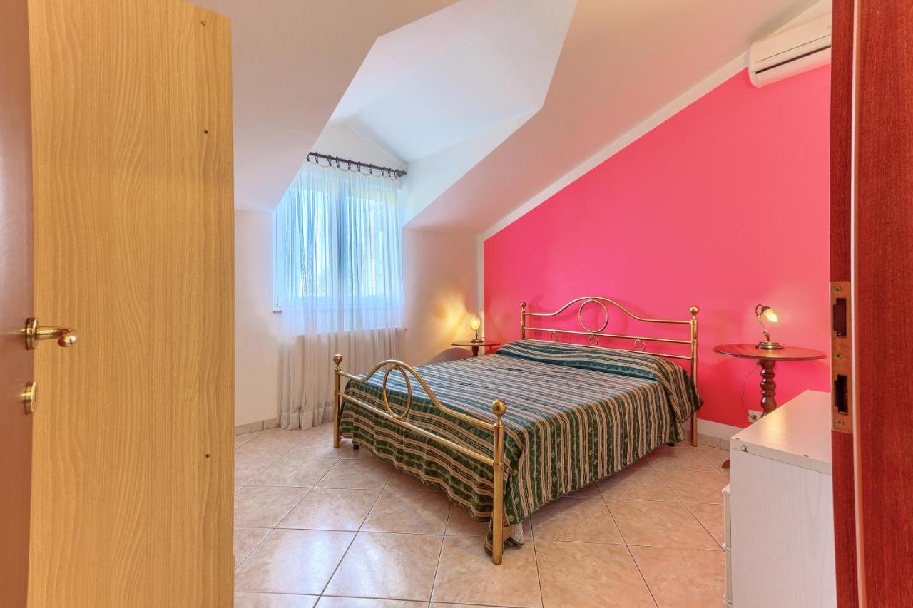 Villa Vittorio Seget Vranjica Exteriör bild