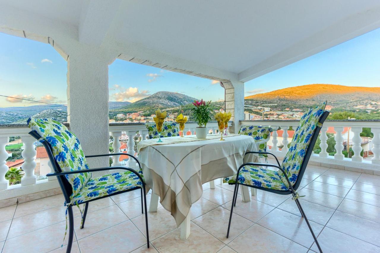 Villa Vittorio Seget Vranjica Exteriör bild