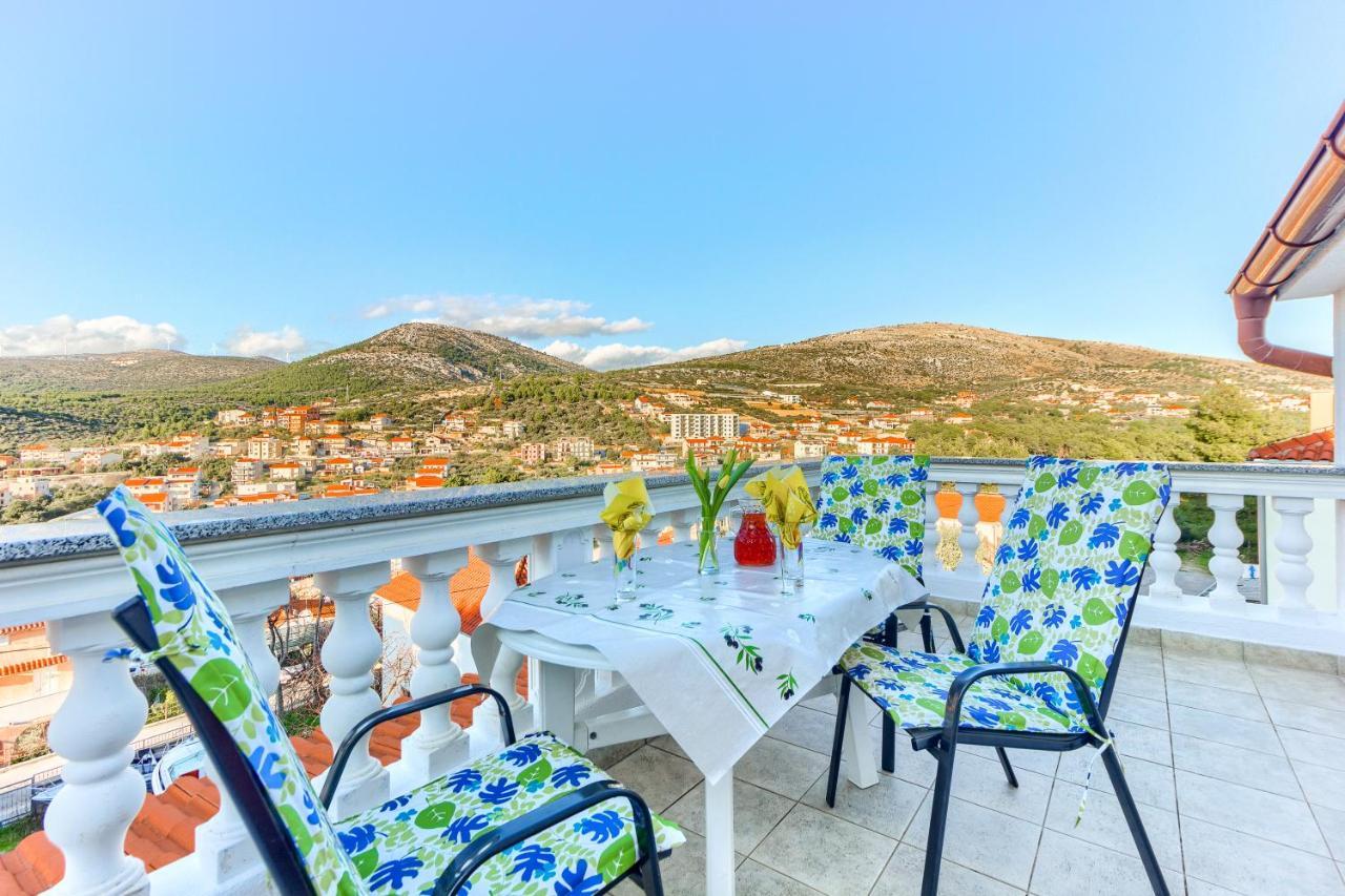 Villa Vittorio Seget Vranjica Exteriör bild