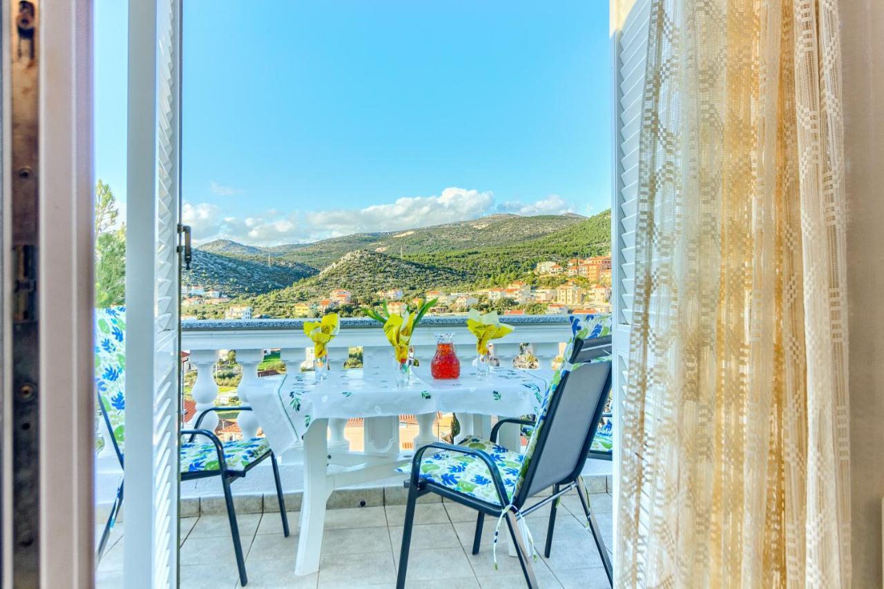 Villa Vittorio Seget Vranjica Exteriör bild